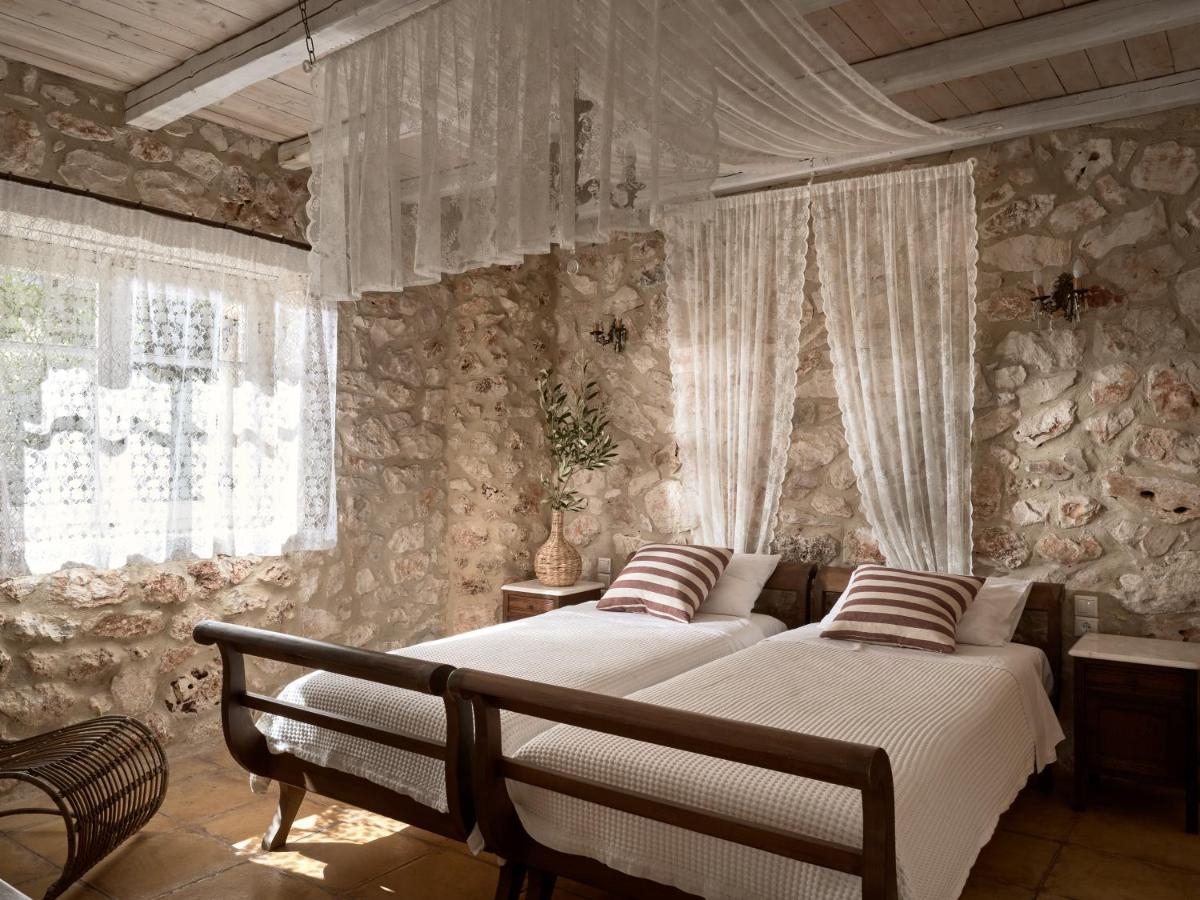 Villa Orfos *
